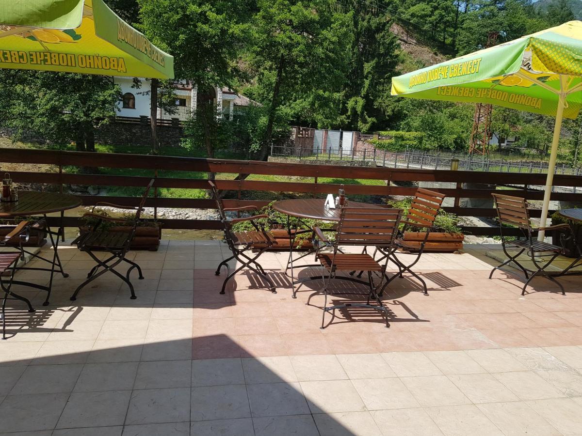 Семеен Хотел Федора Ribarica Zewnętrze zdjęcie